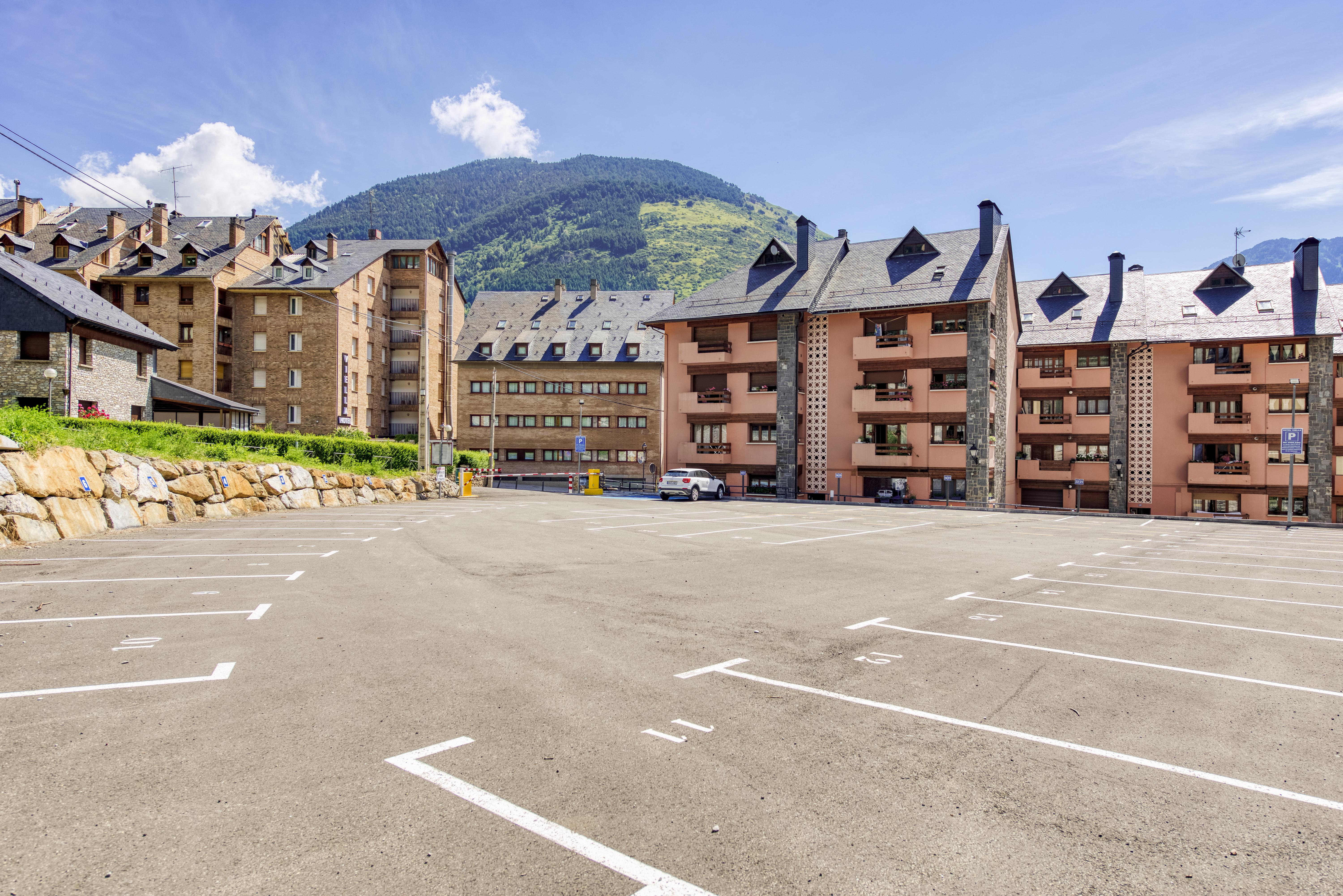 Hotel Viella Buitenkant foto
