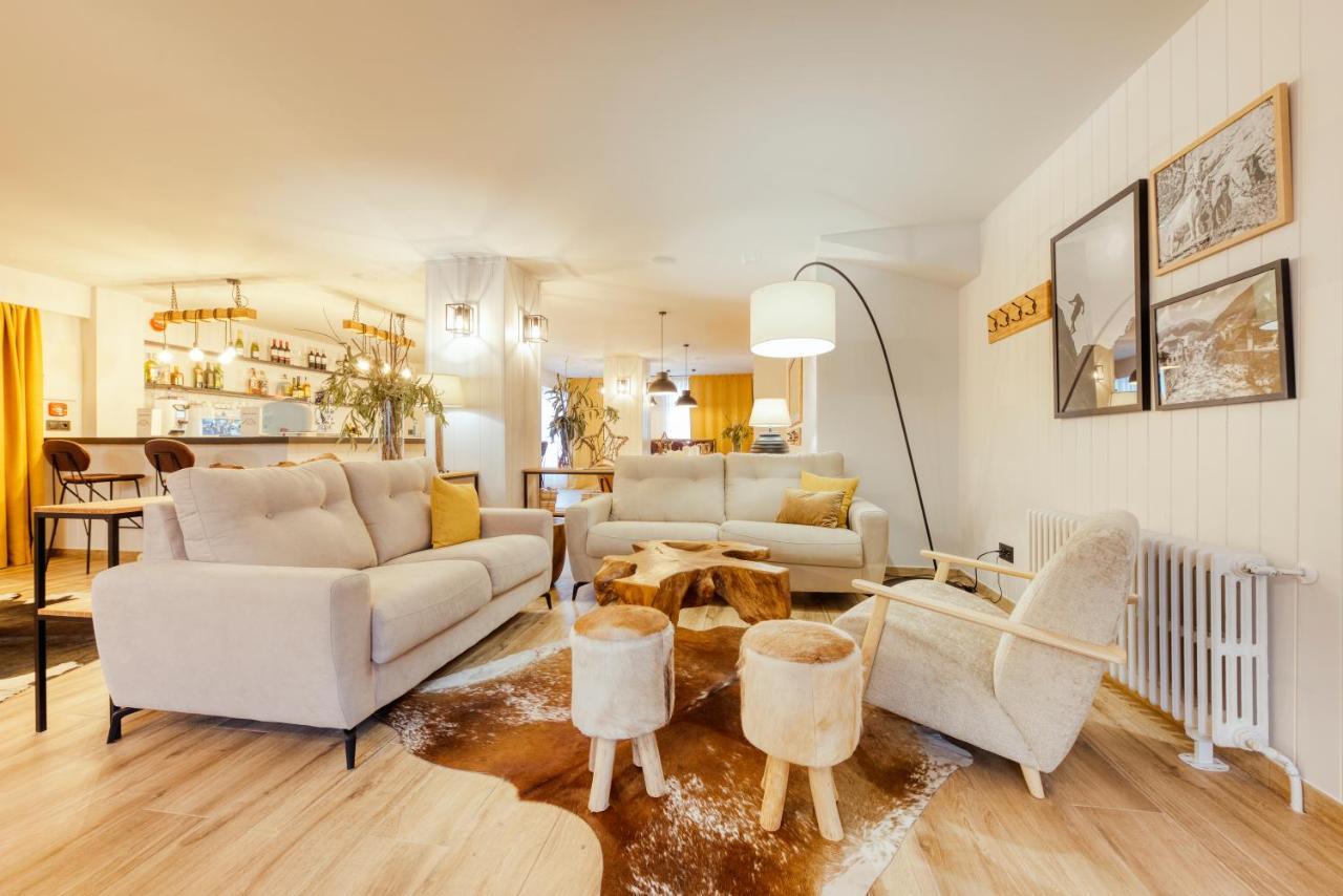Hotel Viella Buitenkant foto