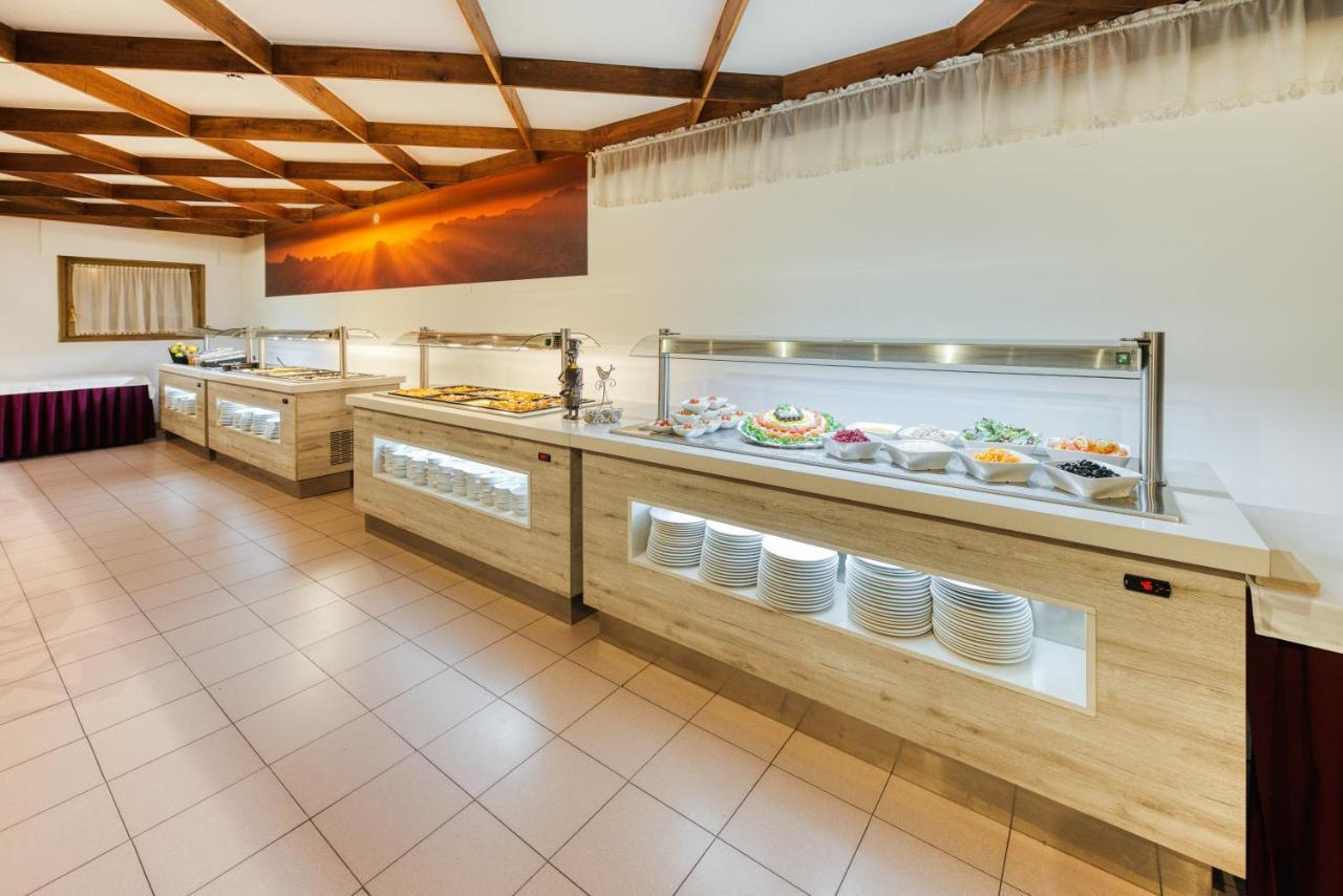 Hotel Viella Buitenkant foto