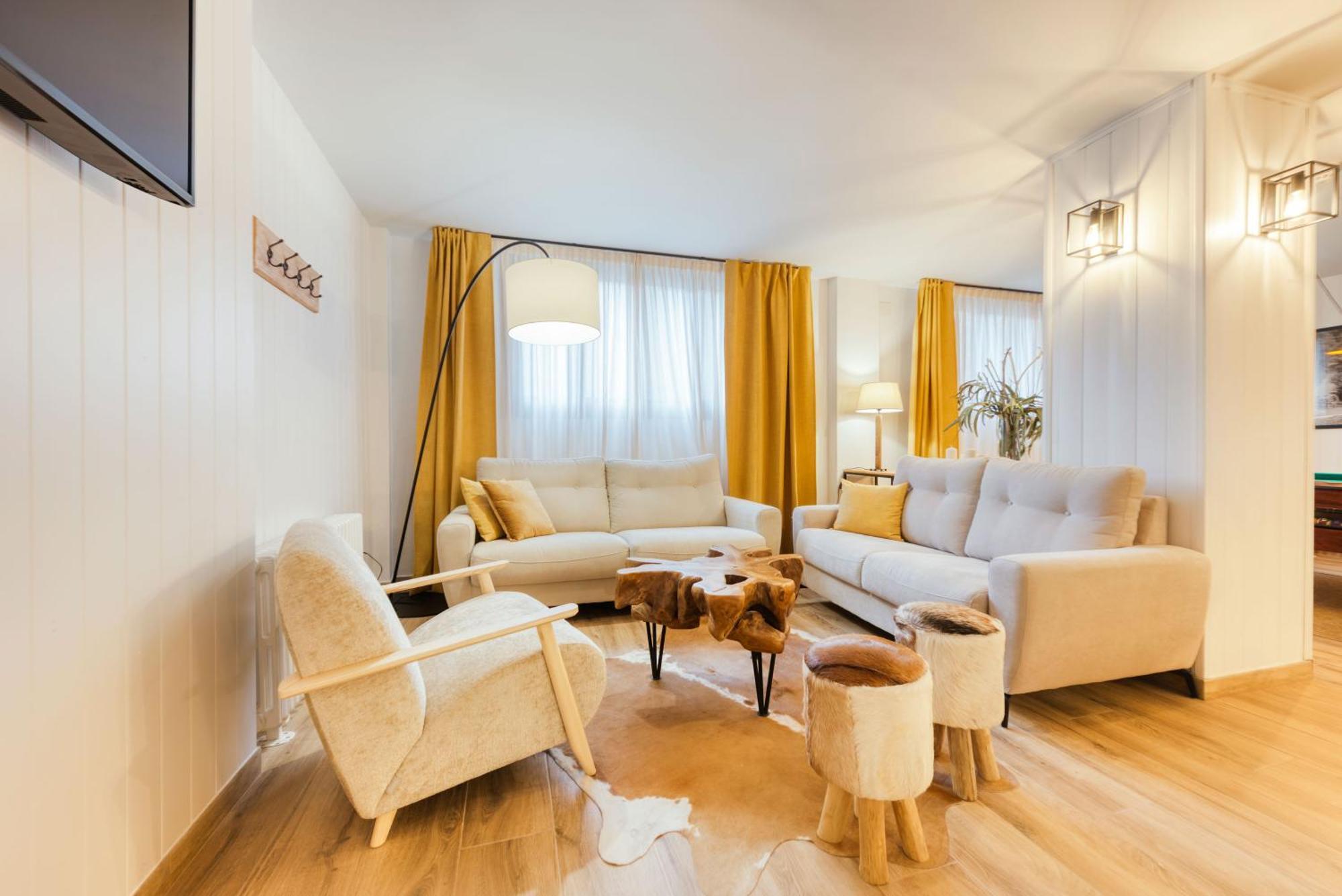 Hotel Viella Buitenkant foto
