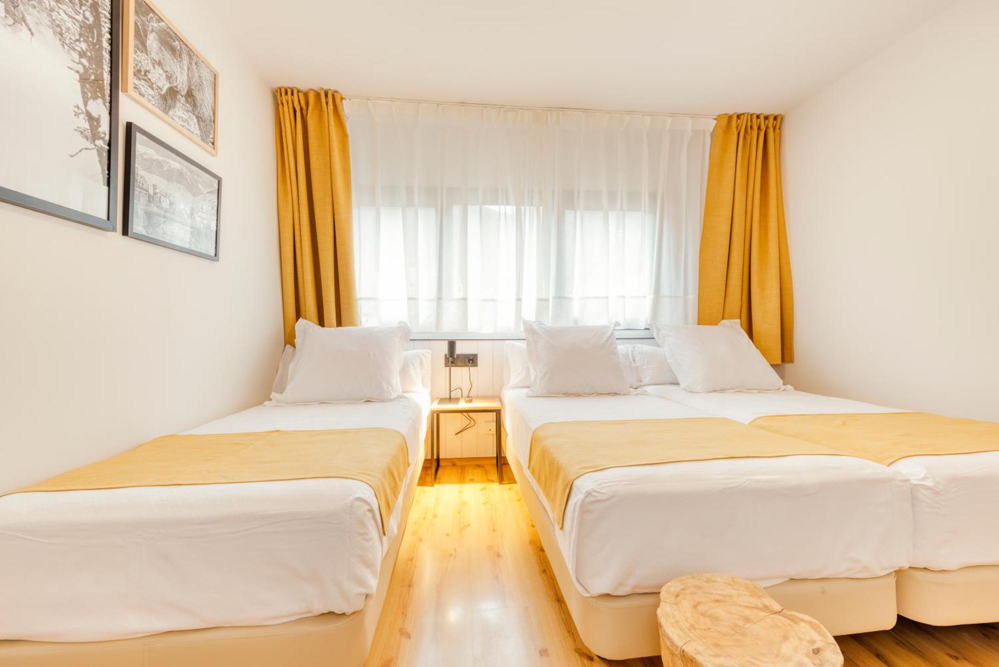 Hotel Viella Buitenkant foto